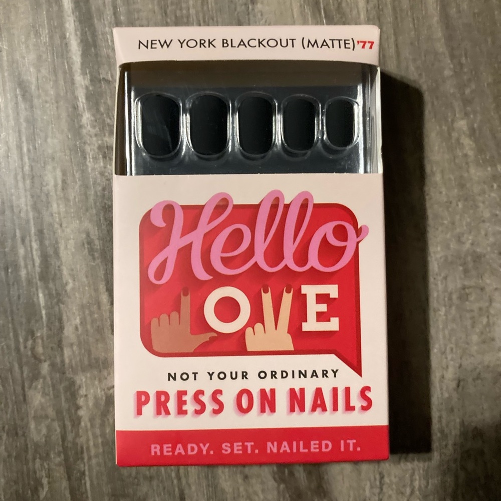 Hello love nails - BLACK